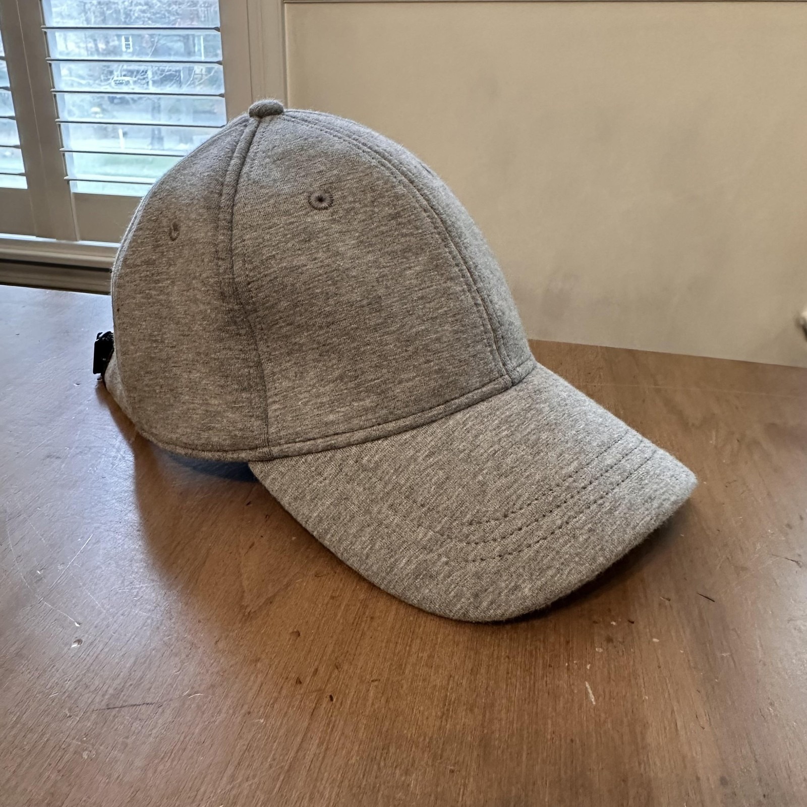Lululemon Hat Cap Strap Back One Size Gray Athletic Running Reflective Mens